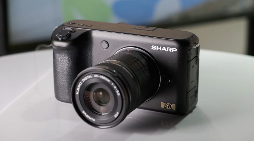 黑科技新成員：SHARP 8K m4/3 無反錄影微單
